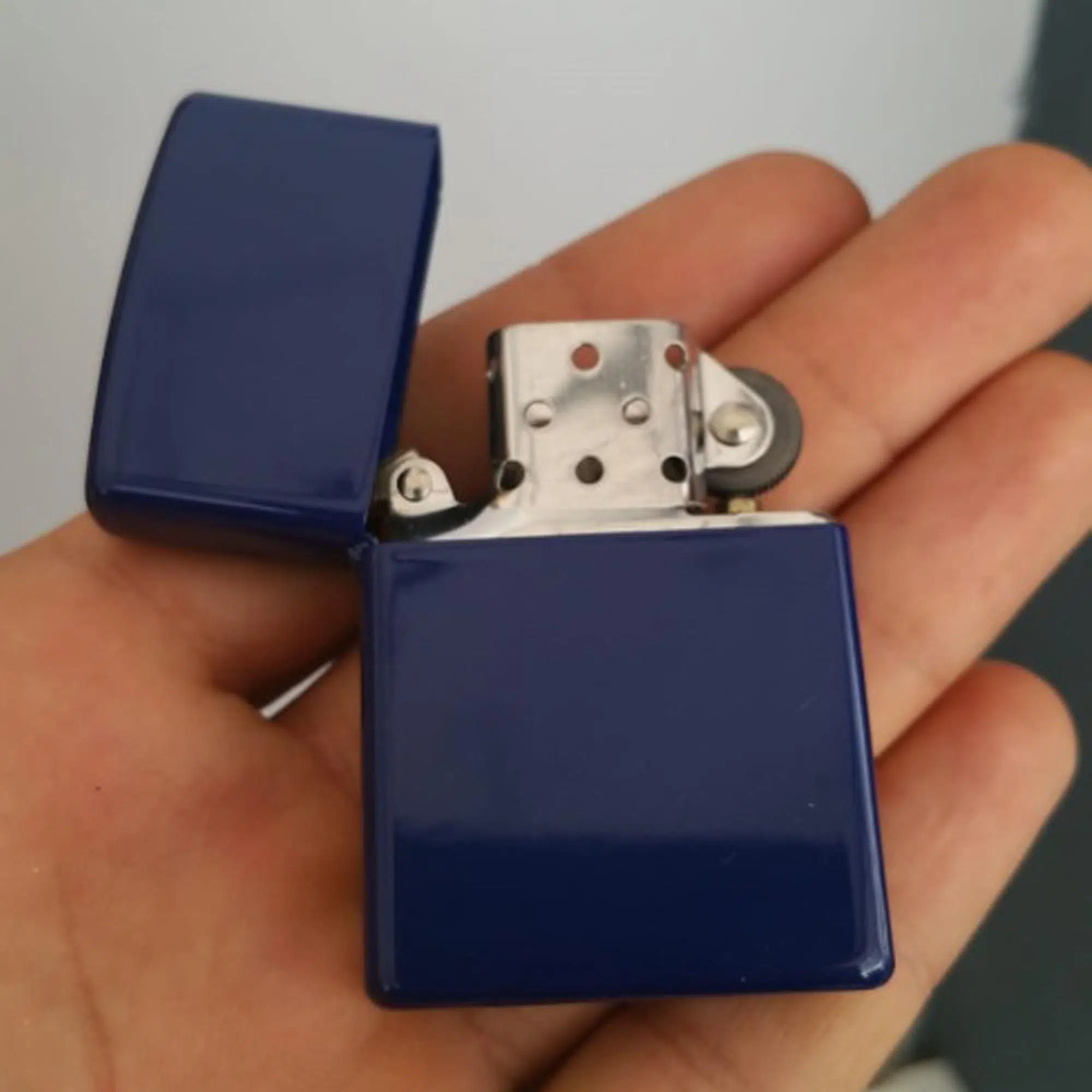 Benzinli Renkli Metal Çakmak - Lacivert